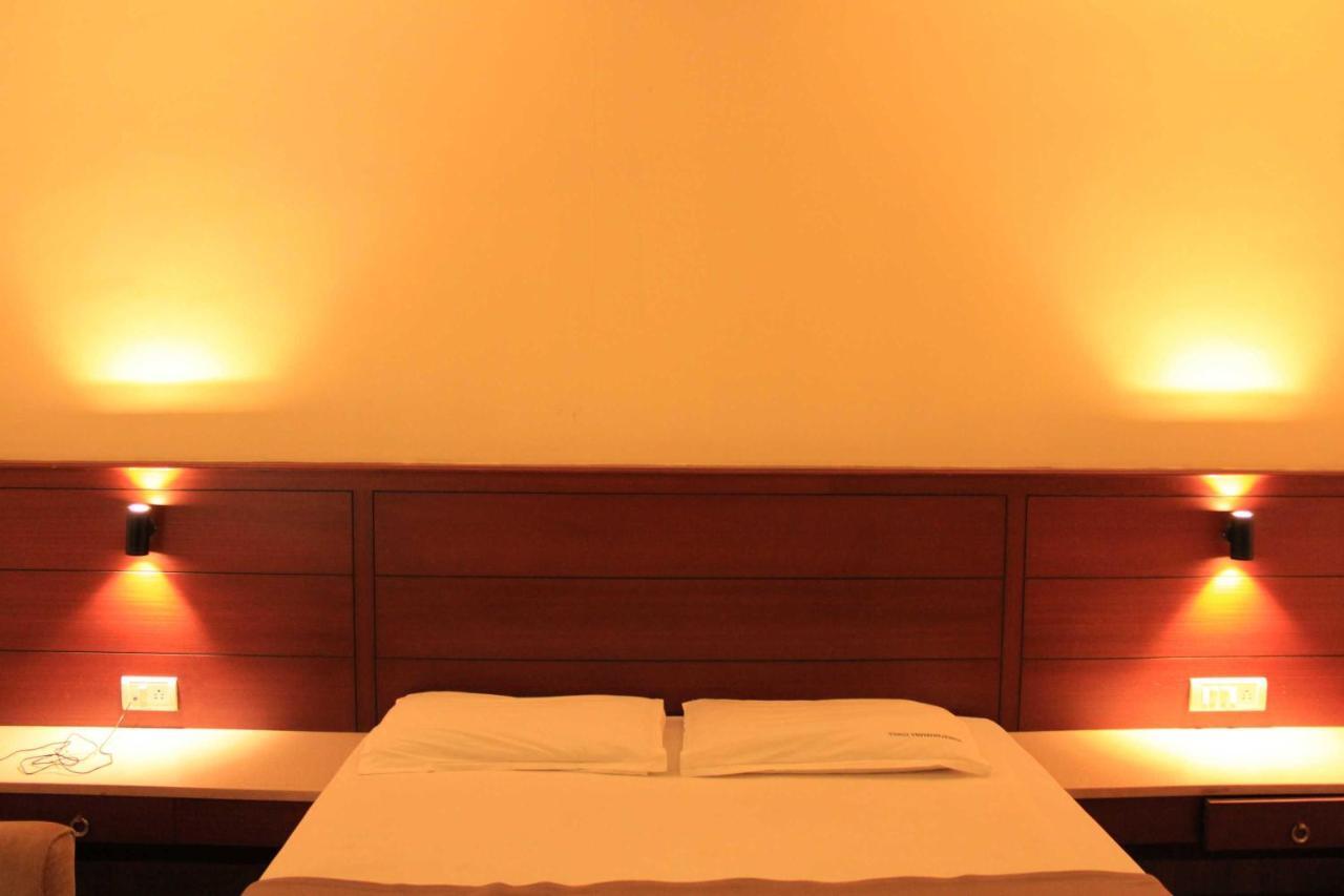 Hotel Venkadaramana Tower - Friendliness & Cleanliness Room Kumbakonam Exterior photo