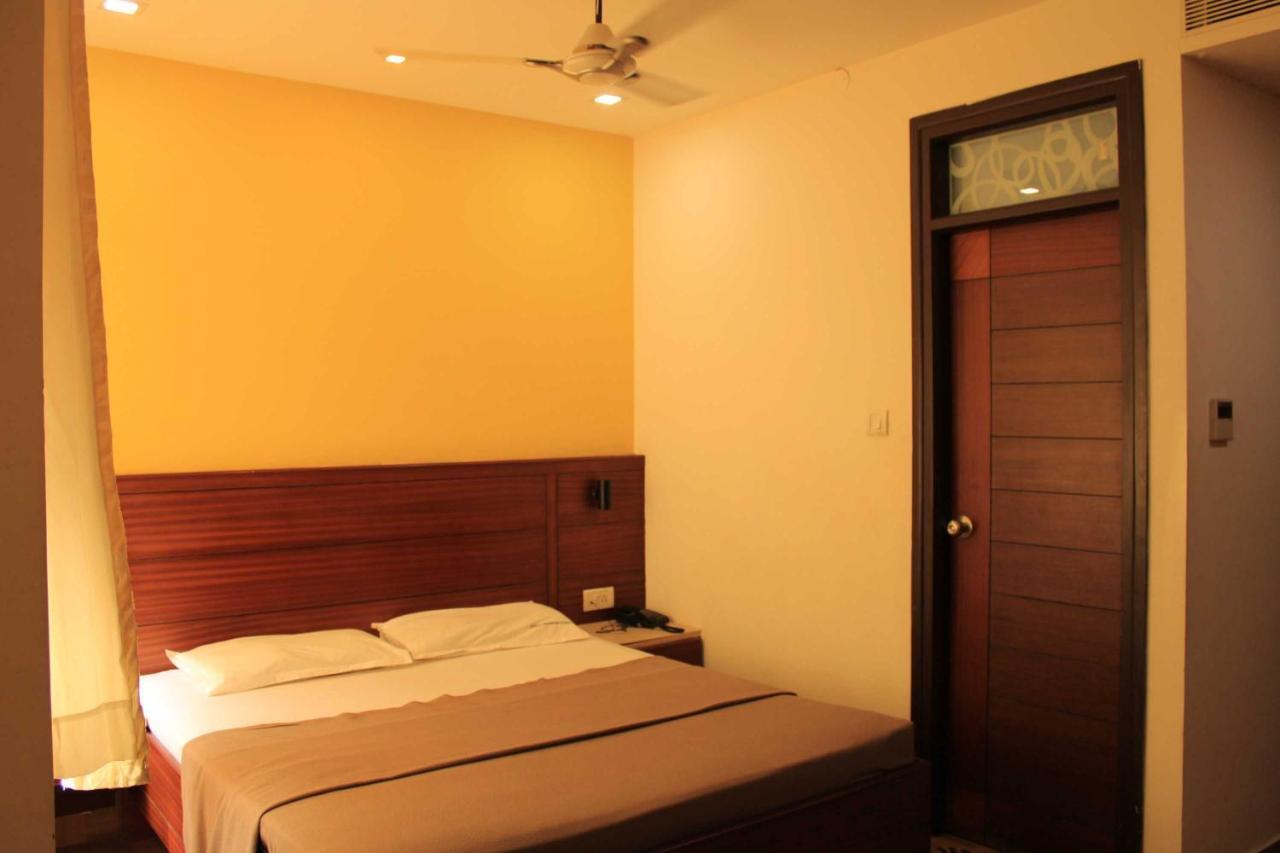 Hotel Venkadaramana Tower - Friendliness & Cleanliness Room Kumbakonam Exterior photo
