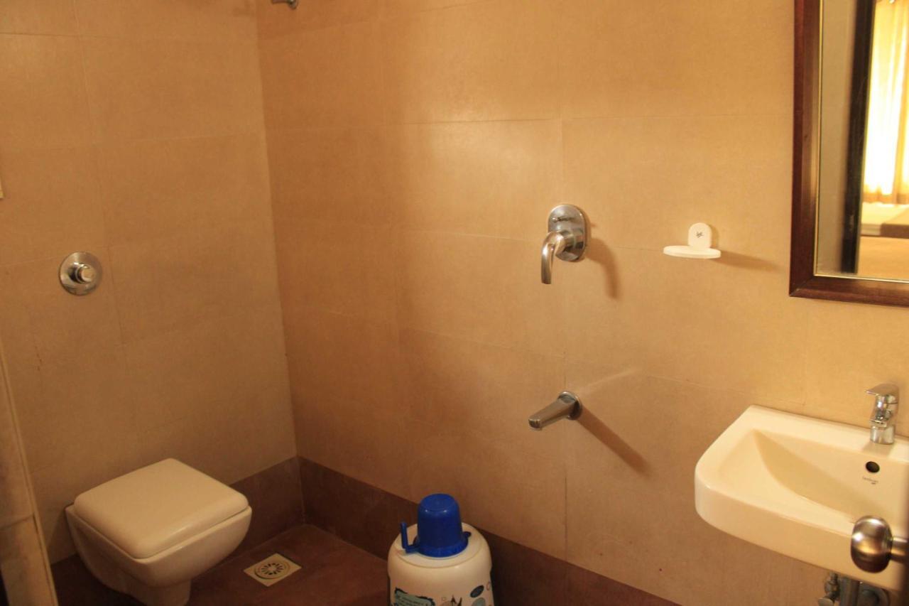 Hotel Venkadaramana Tower - Friendliness & Cleanliness Room Kumbakonam Exterior photo